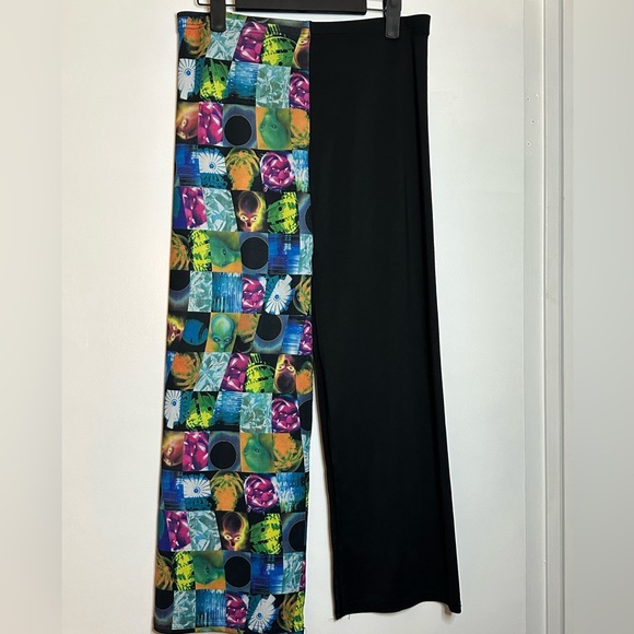 Alien Wide Leg Split Pants - Picture 2 of 10